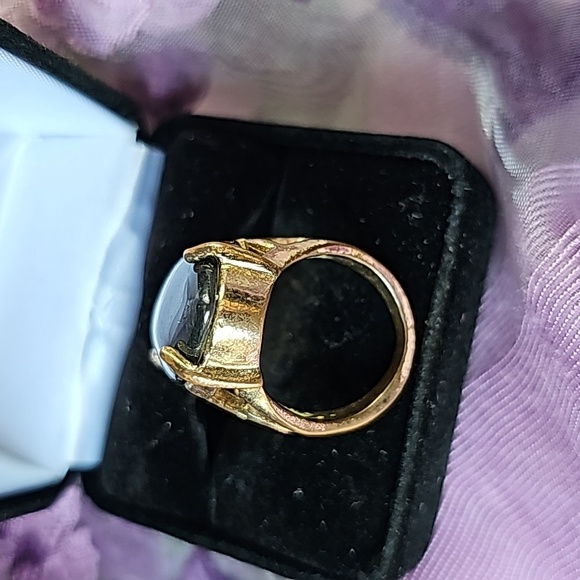 Ring - Picture 6 of 6